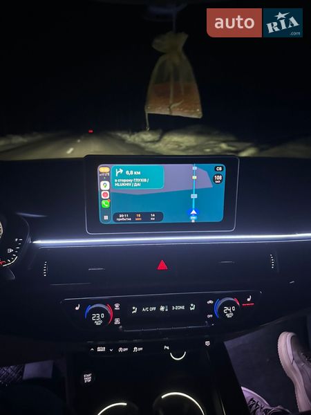 Седан Audi A4 2017 в Глухове