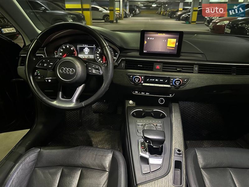 Седан Audi A4 2016 в Днепре