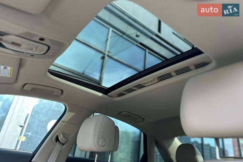 Седан Audi A4 2019 в Киеве