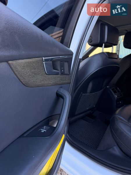 Седан Audi A4 2019 в Чернигове