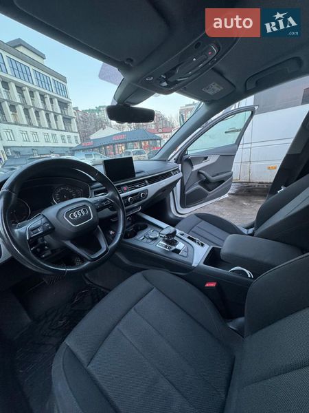 Универсал Audi A4 2019 в Тернополе