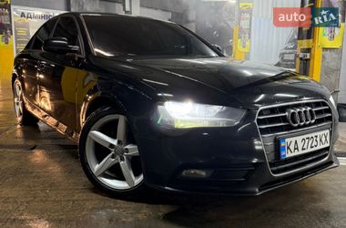Седан Audi A4 2013 в Києві