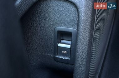 Седан Audi A4 2017 в Львове