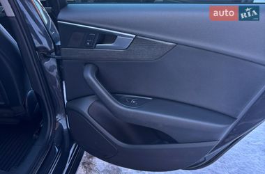Седан Audi A4 2017 в Львове