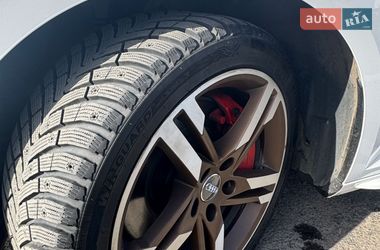 Седан Audi A4 2016 в Луцке