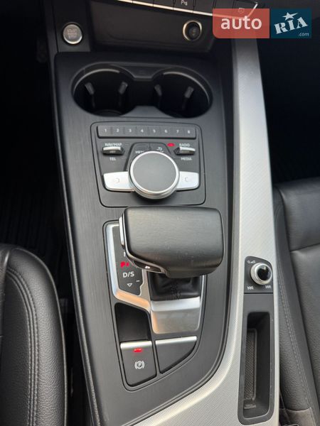 Седан Audi A4 2016 в Луцьку