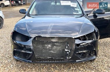 Седан Audi A4 2015 в Стрые