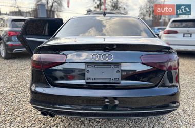 Седан Audi A4 2015 в Стрые
