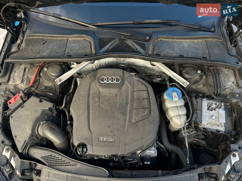 Седан Audi A4 2016 в Львові