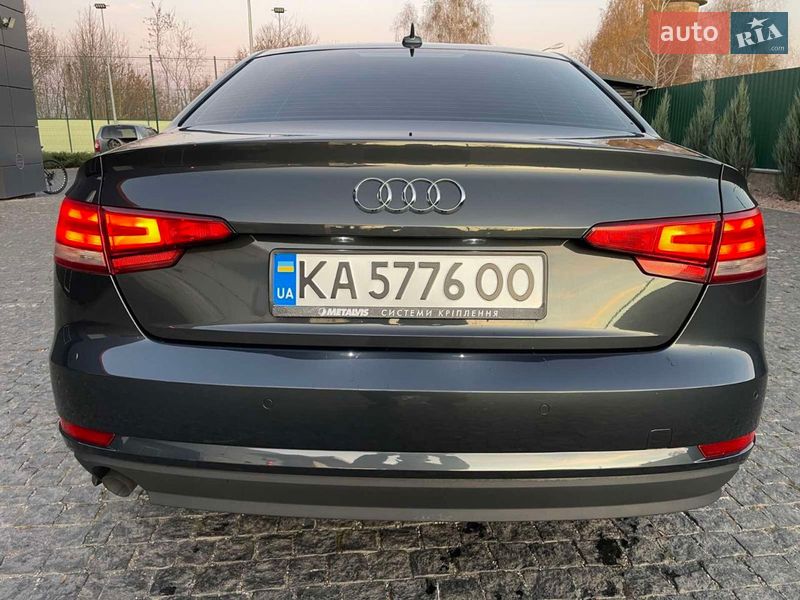 Седан Audi A4 2018 в Києві