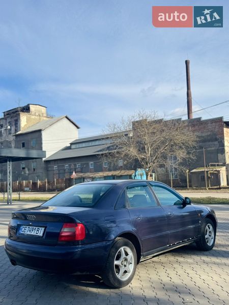 Седан Audi A4 1997 в Чернівцях