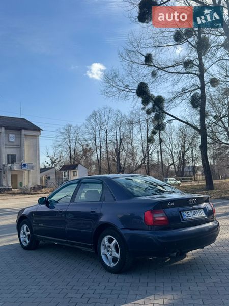 Седан Audi A4 1997 в Чернівцях