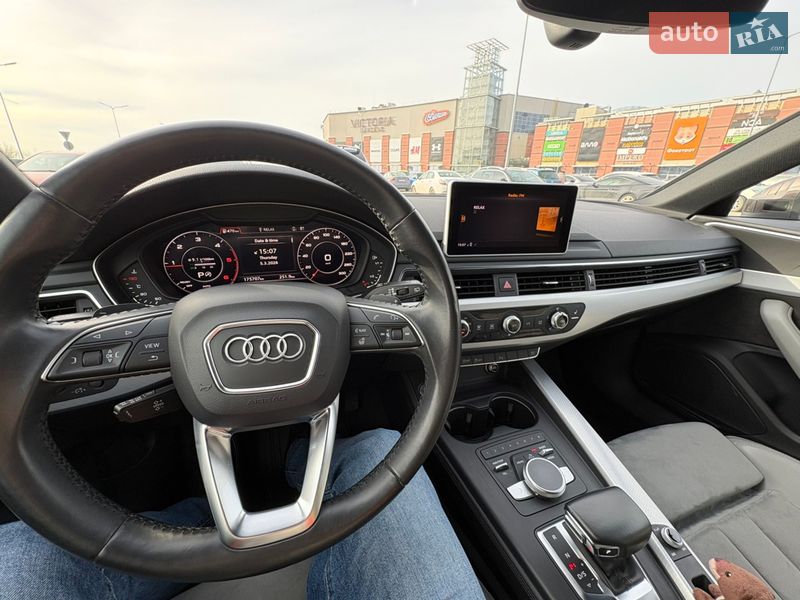 Универсал Audi A4 2018 в Львове