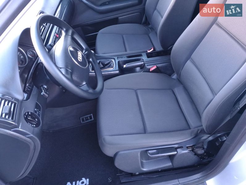 Седан Audi A4 2002 в Тернополі