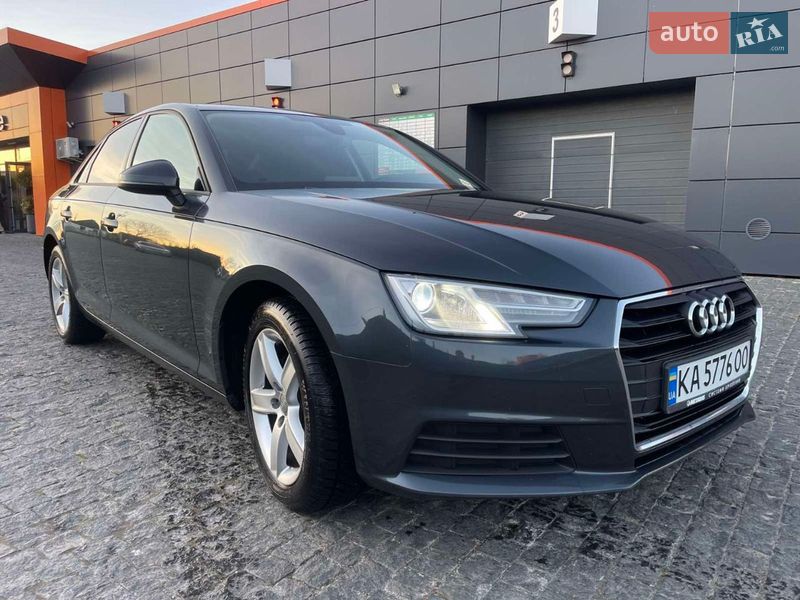 Седан Audi A4 2018 в Києві