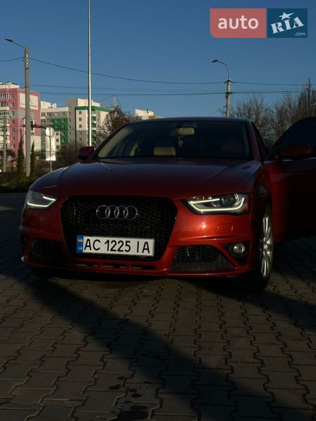 Седан Audi A4 2012 в Луцьку