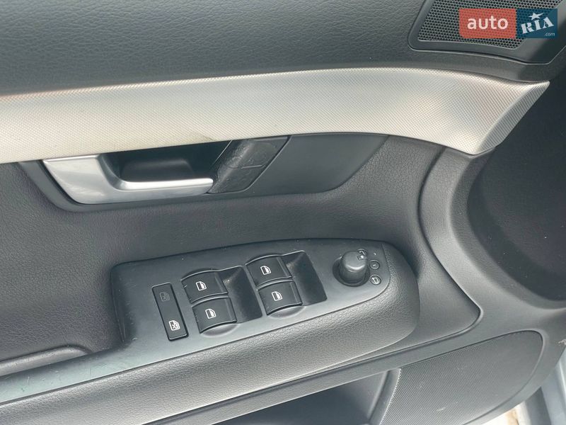 Седан Audi A4 2006 в Києві