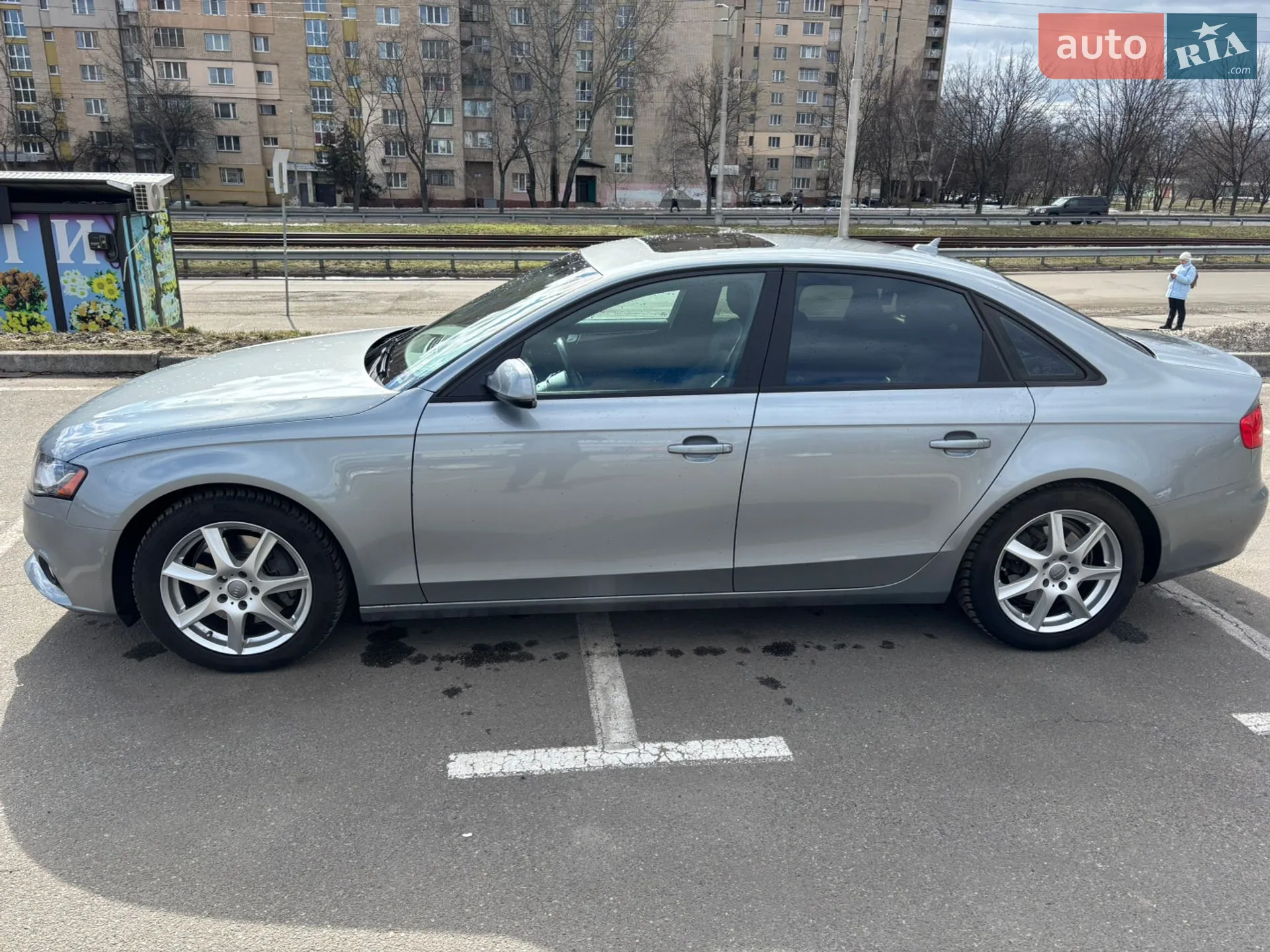 2011 Audi A4 - мініатюра 3