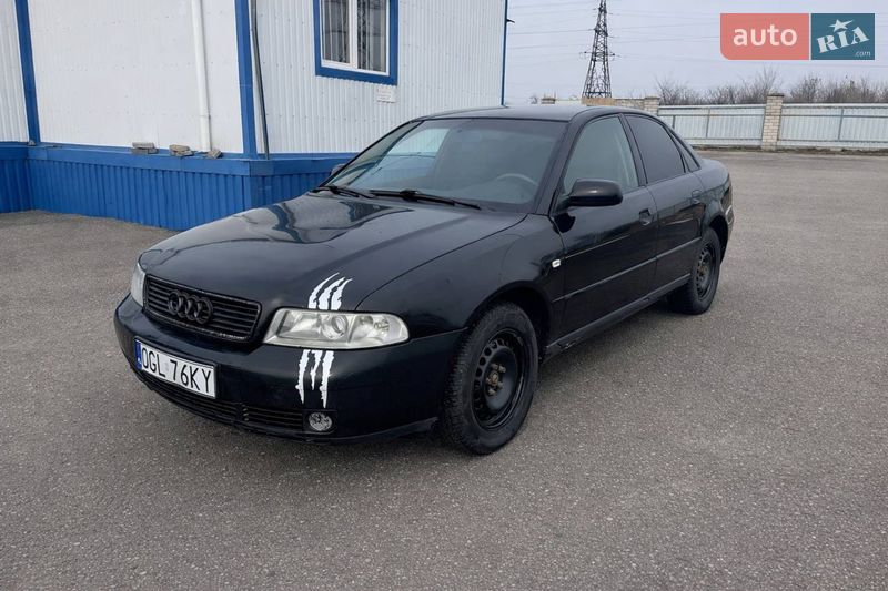 Седан Audi A4 2000 в Первомайську