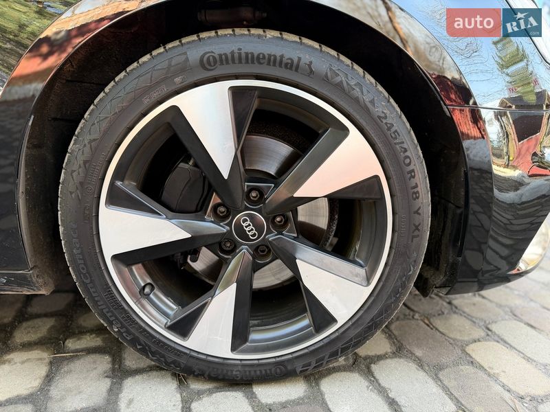 Універсал Audi A4 2016 в Луцьку