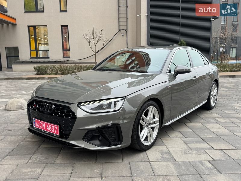 Седан Audi A4 2022 в Києві