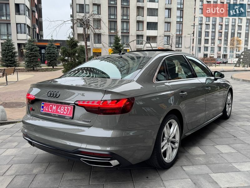 Седан Audi A4 2022 в Києві