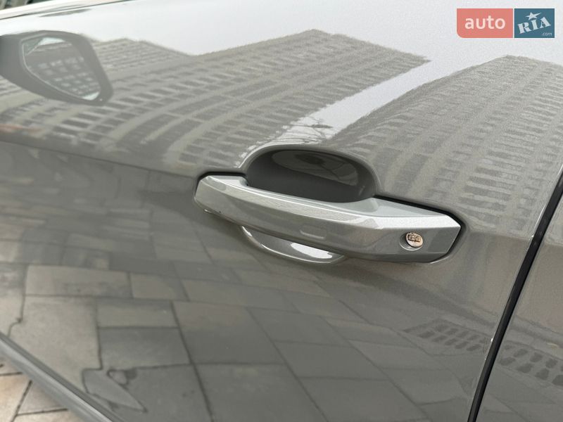 Седан Audi A4 2022 в Києві