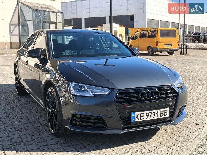 Седан Audi A4 2016 в Дніпрі