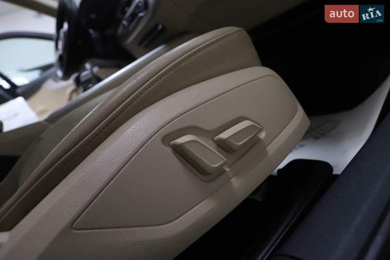 Седан Audi A4 2017 в Дрогобыче