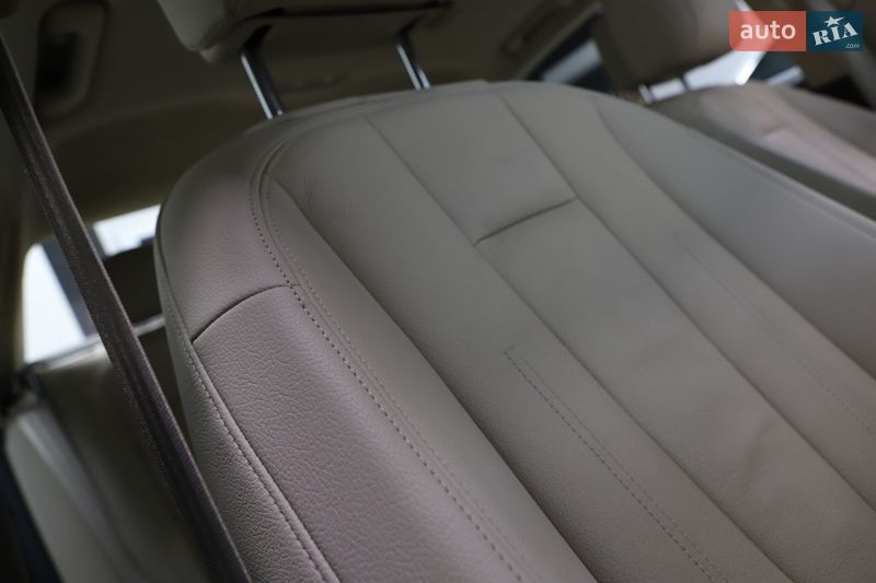 Седан Audi A4 2017 в Дрогобыче