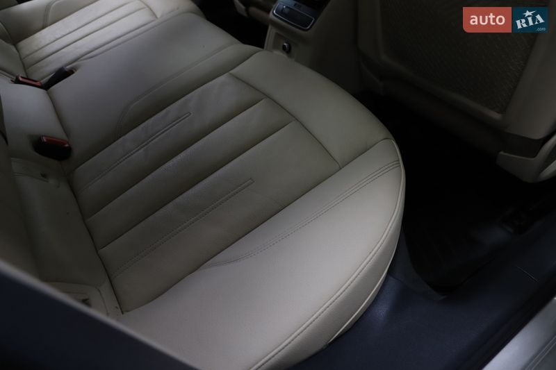 Седан Audi A4 2017 в Дрогобыче