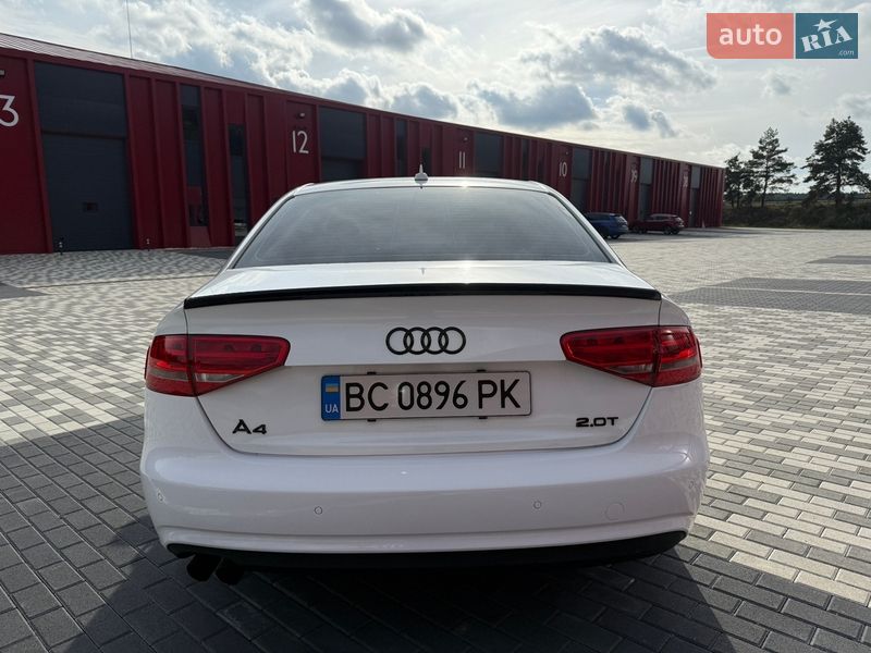 Седан Audi A4 2013 в Львові