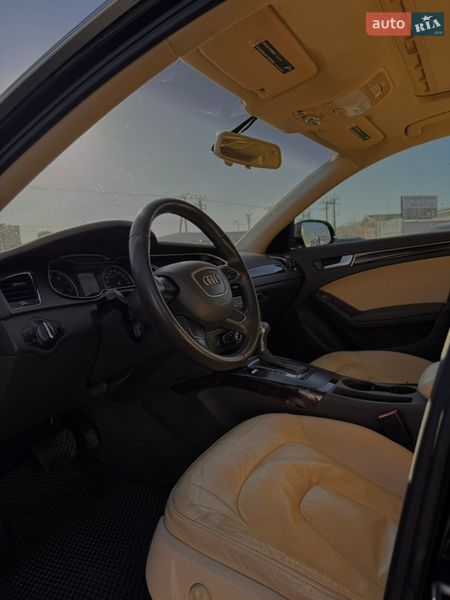 Седан Audi A4 2012 в Харкові