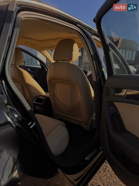 Седан Audi A4 2012 в Харкові