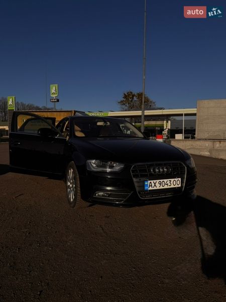 Седан Audi A4 2012 в Харкові