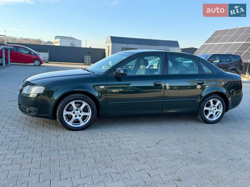 Седан Audi A4 2006 в Володимирі