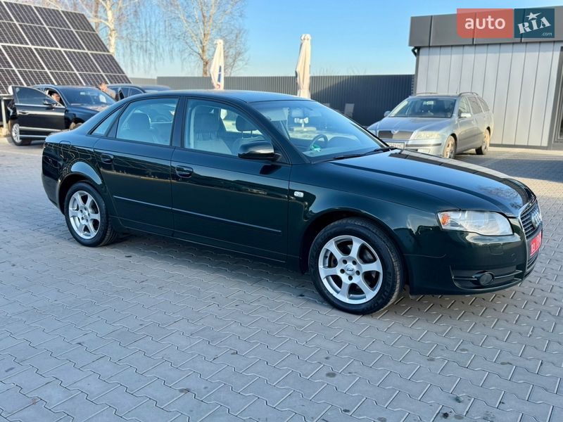 Седан Audi A4 2006 в Володимирі