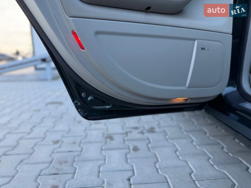 Седан Audi A4 2006 в Володимирі