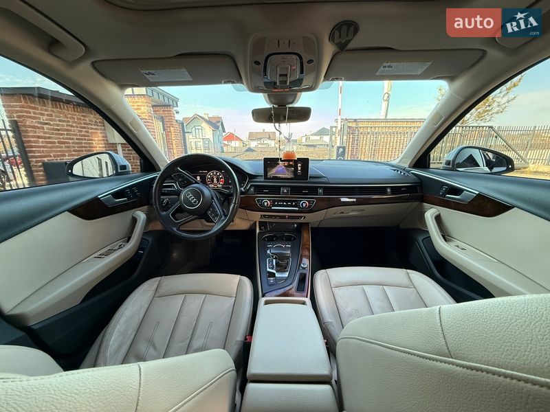 Седан Audi A4 2018 в Львові
