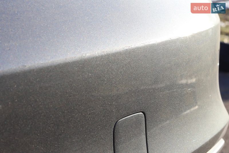 Седан Audi A4 2015 в Киеве