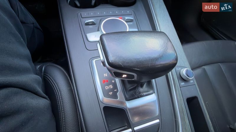 Седан Audi A4 2016 в Харькове