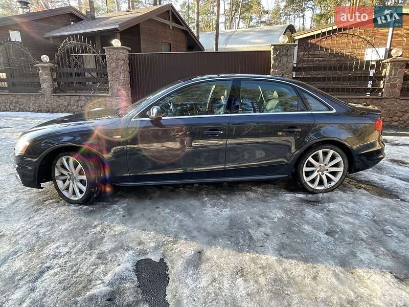 Седан Audi A4 2013 в Киеве