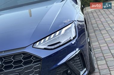 Седан Audi A4 2022 в Ровно