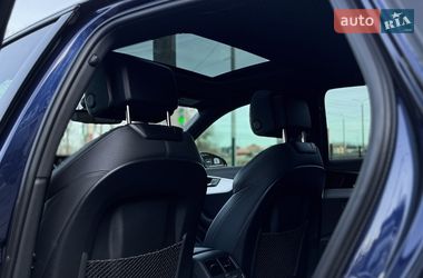 Седан Audi A4 2022 в Ровно