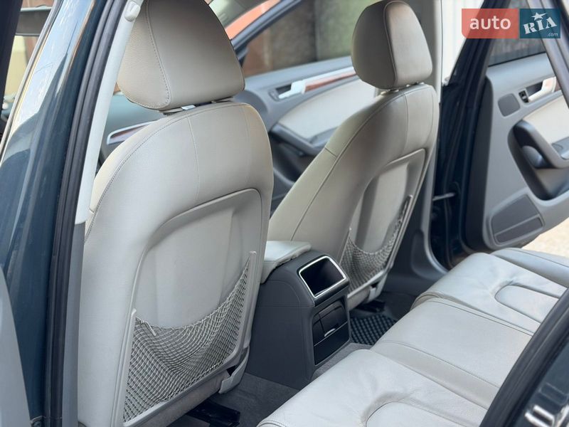 Седан Audi A4 2009 в Стрые