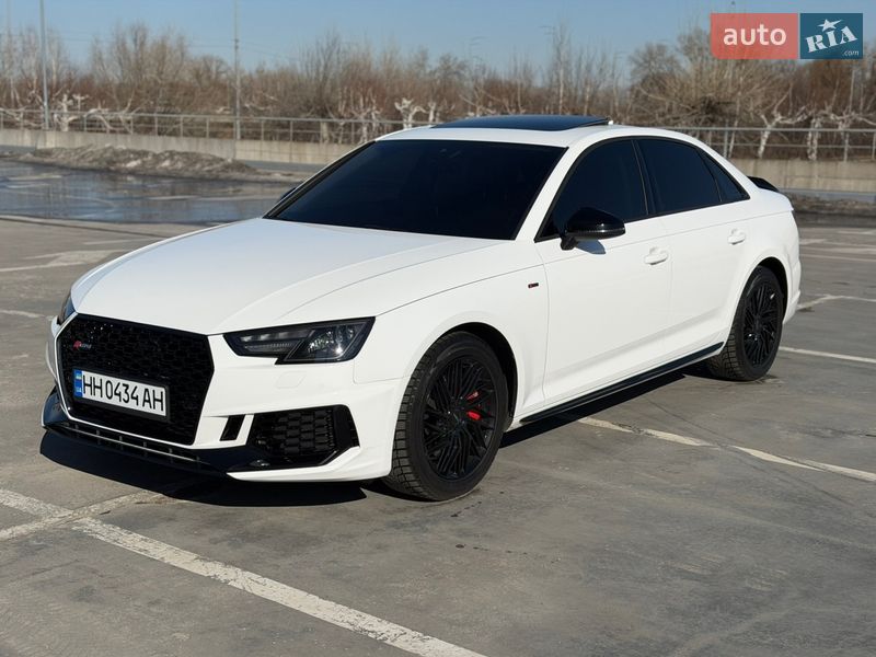 Седан Audi A4 2016 в Киеве