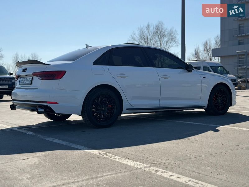 Седан Audi A4 2016 в Киеве