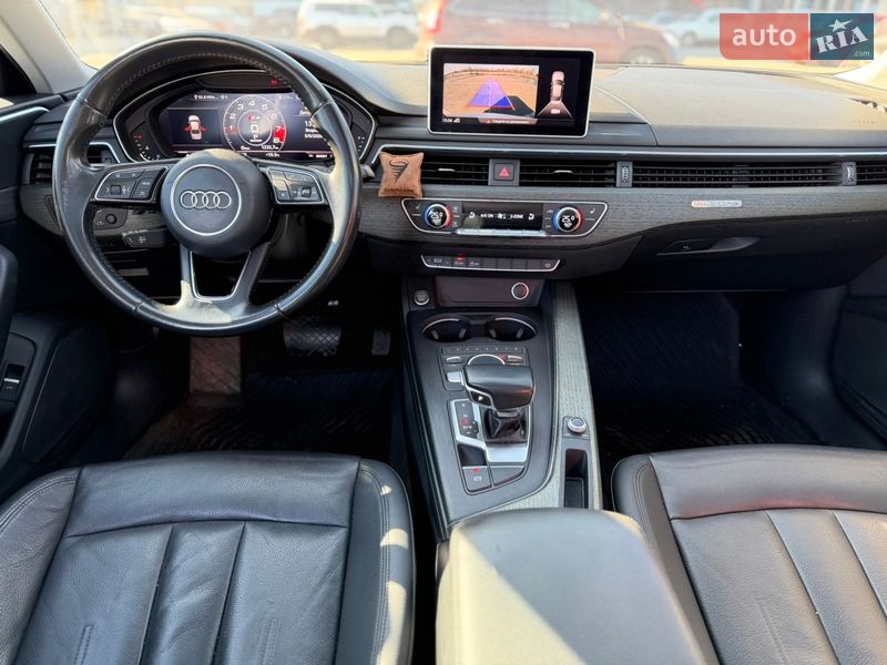 Седан Audi A4 2016 в Киеве