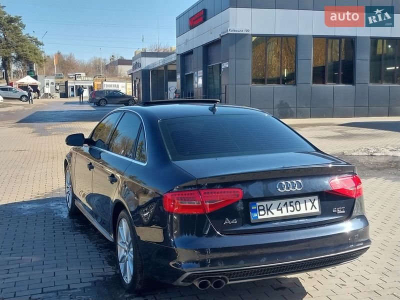 Седан Audi A4 2013 в Ровно