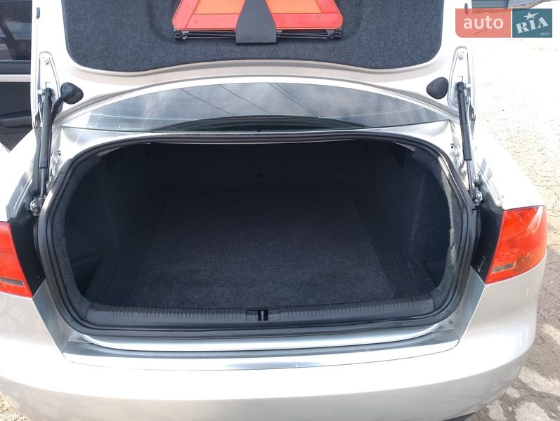 Седан Audi A4 2006 в Тернополі